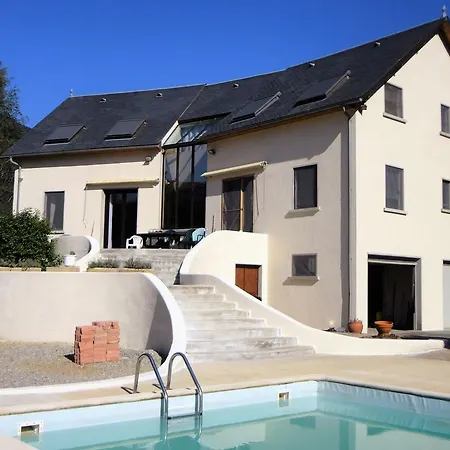 Σπίτι διακοπών Beautiful Holiday With Pool In The South Of France Heches